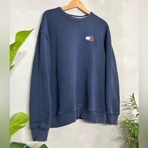 TOMMY JEANS | vintage 90s Y2K crewneck quality navy blue logo patch - size Large